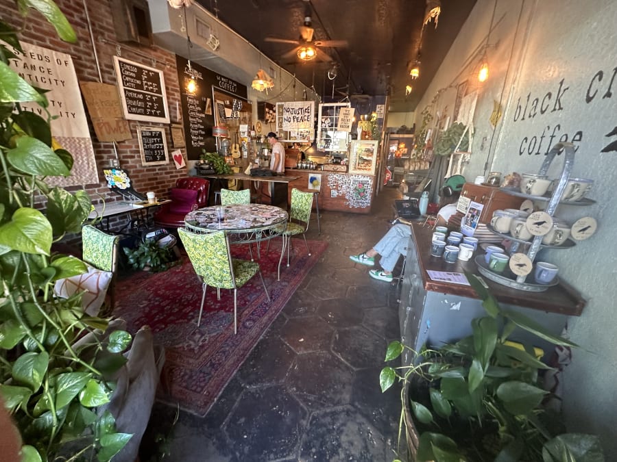 Black Crow Coffee Shop – photo 5